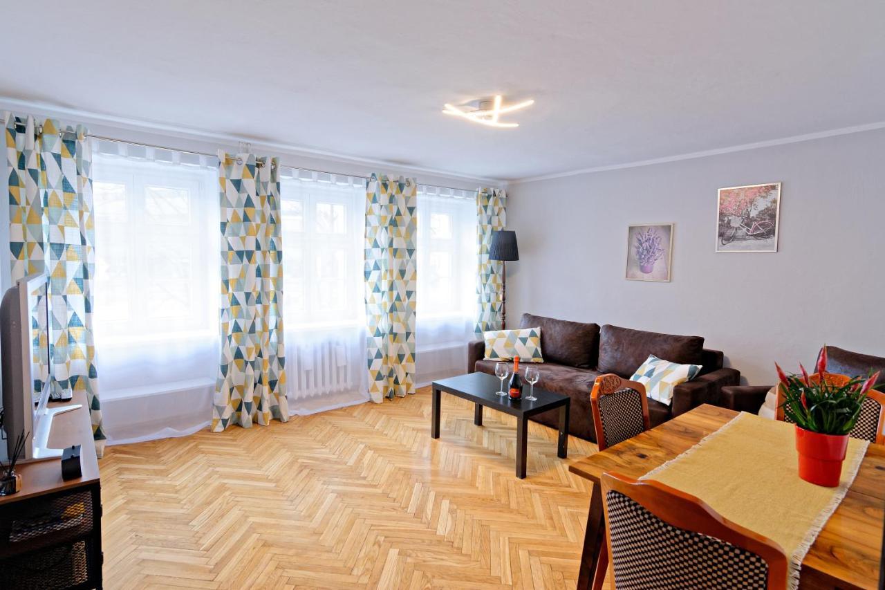 Apartament Pod Krasnalem Wroclovkiem Apartment วรอตซวาฟ ภายนอก รูปภาพ